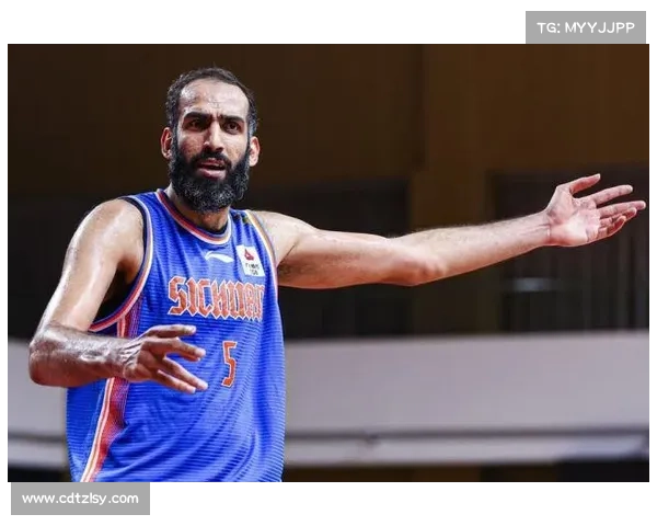 哈达迪不退役：背后动机解读